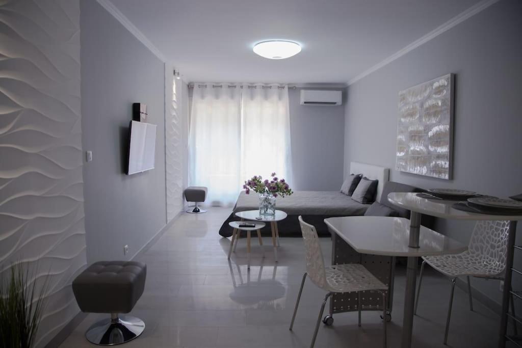 Stylish Studio In Only 50 Meters From Beach ! Nice Eksteriør bilde